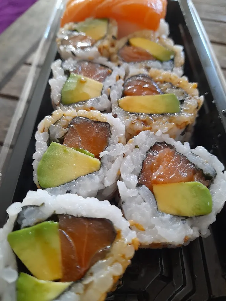 Sushis Saumon Avocado